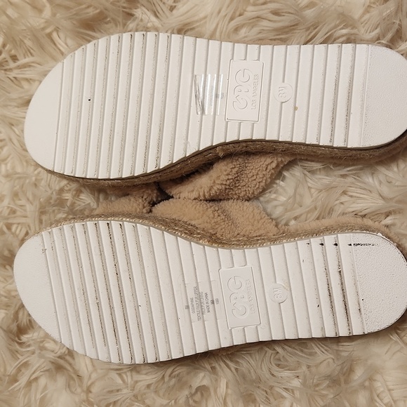 GBG LOS ANGELES -PLATFORM SANDALS SIZE 8 - Picture 4 of 4